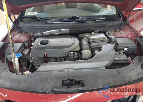 2015 Hyundai Sonata Sport z USA, uszkodzony, nr VIN 5NPE34AF7FH186915